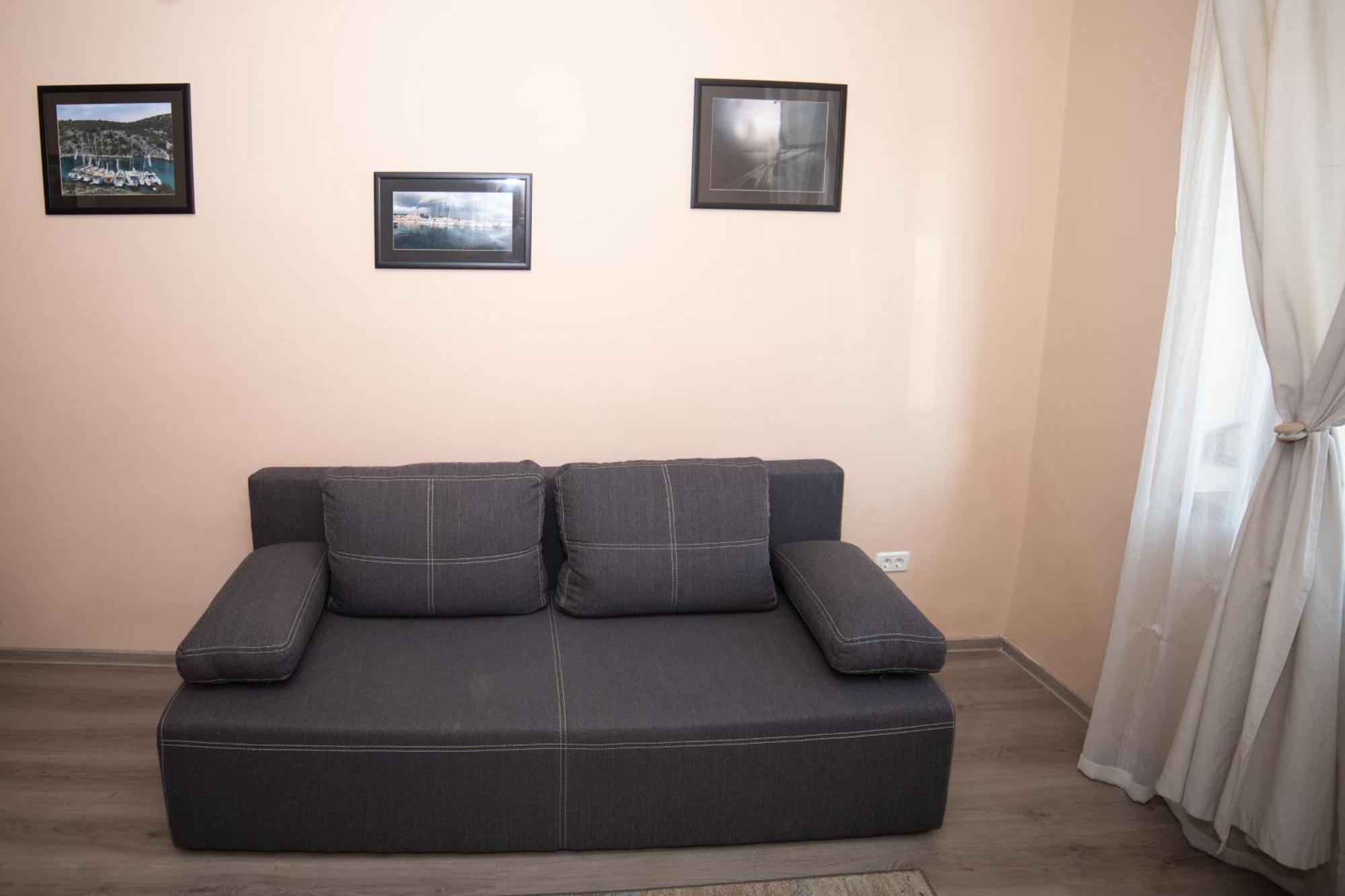 Apartamento Milan House Arad Exterior foto